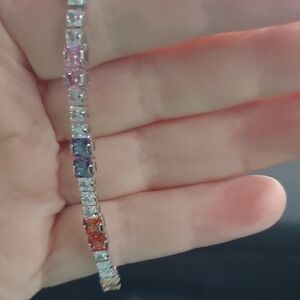 Pretty Bird Silver Bracelet with Multicolor Gems